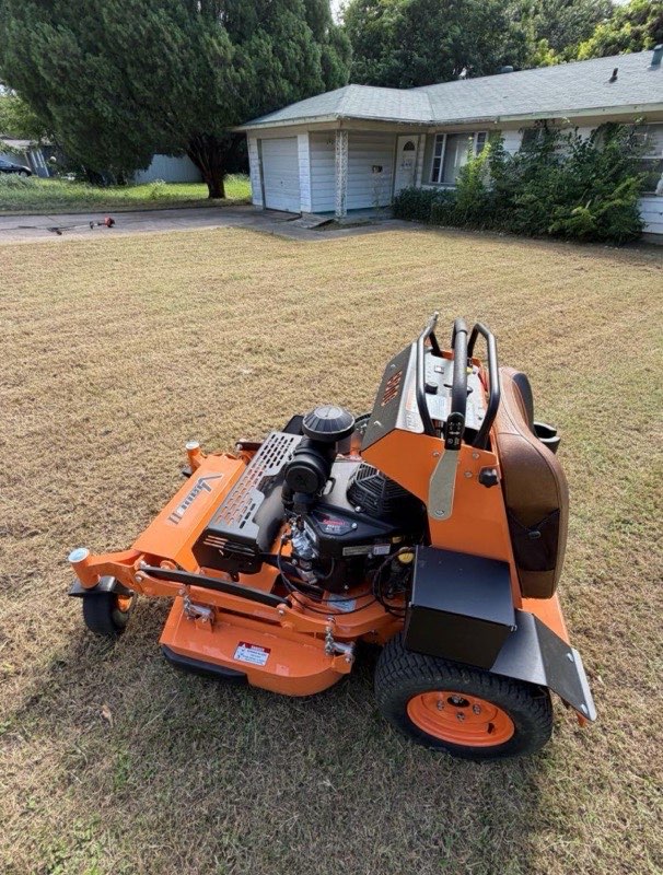 Same DFW yard cut clean and edged by DP Mowing